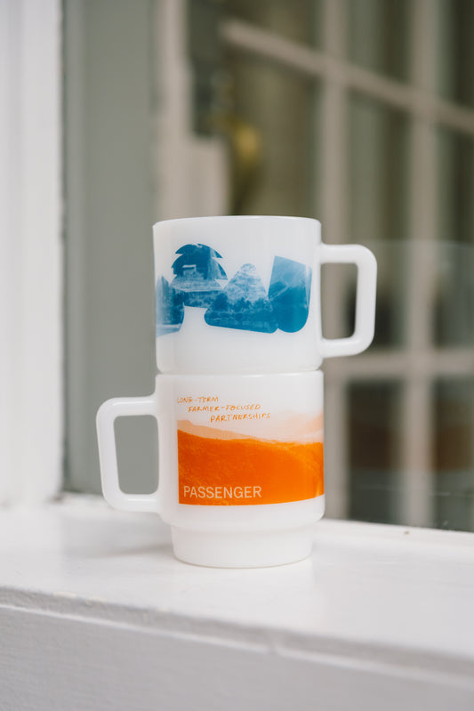Halftones Milk-glass Mug Set
