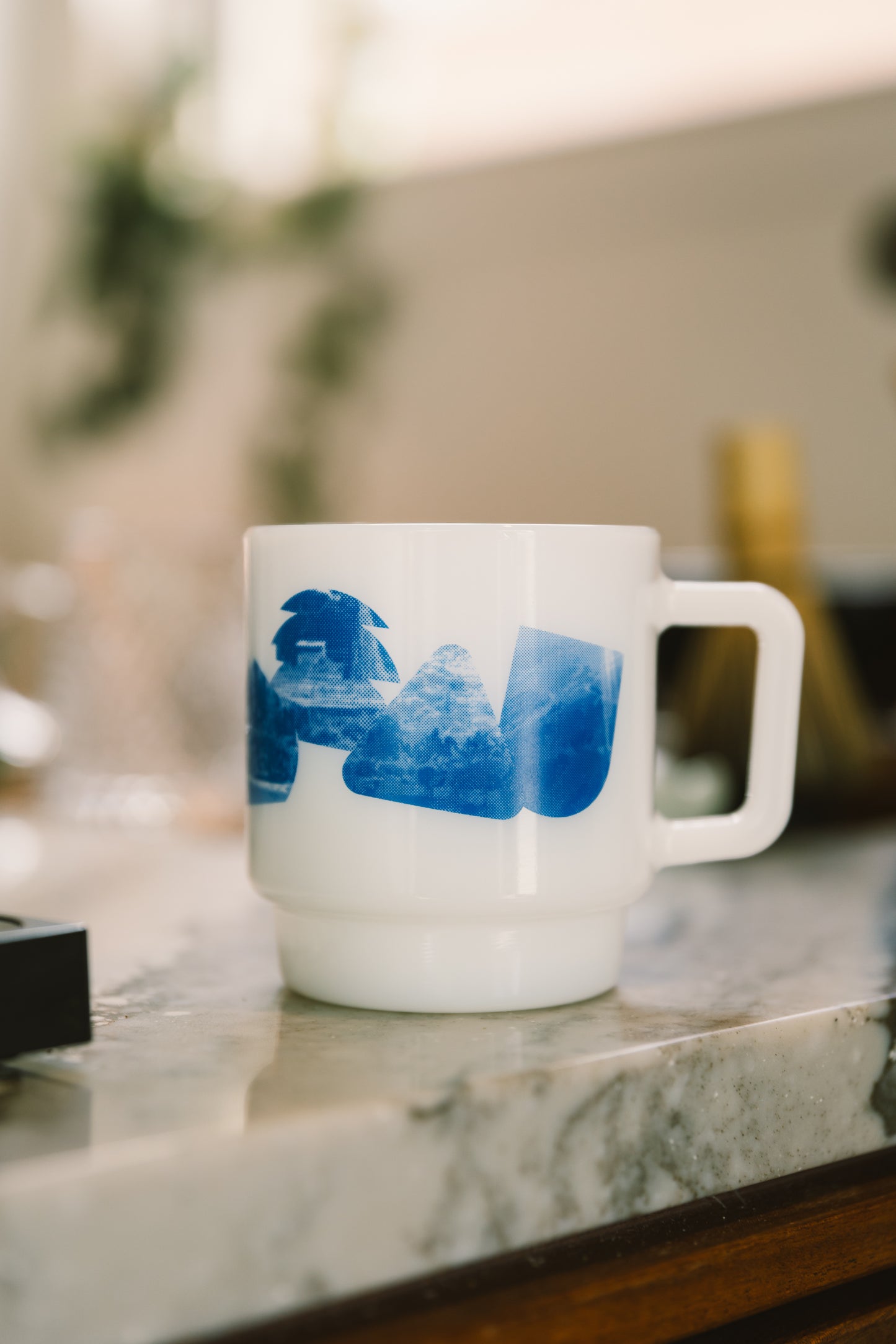 Halftones Blue Milk-glass Mug